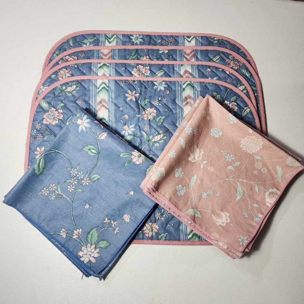 Vintage Floral Quilted Placemats and Napkins Set 13pc Blue Pink Cottagecore